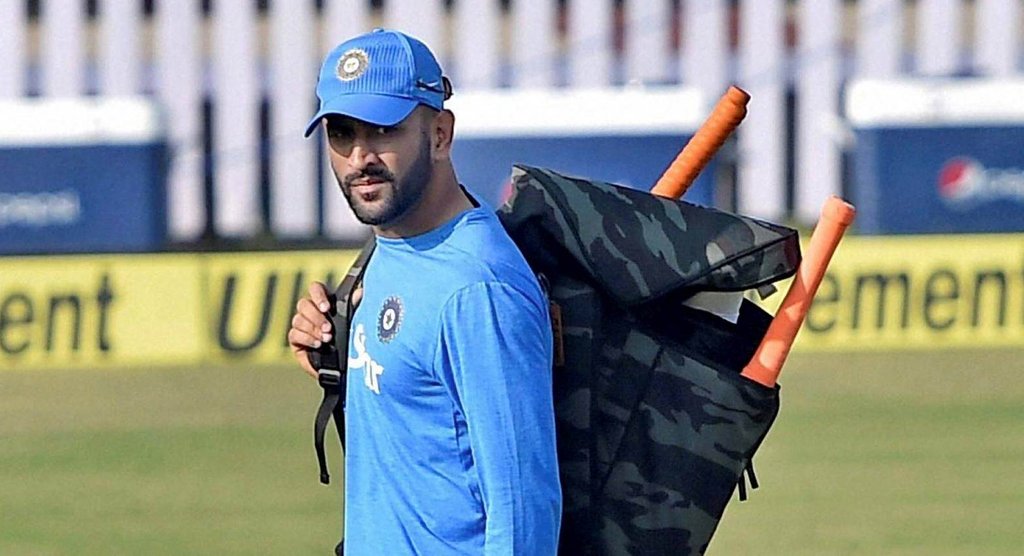 Ranji Trophy, Ranji Semifinal, Vidarbha Cricket Association Ground, Jharkhand vs Gujarat Ranji Match, Mahendra Singh Dhoni, Jharkhand Ranji Team, Gujarat Ranji Team, MS Dhoni Mentoring Jharkhand Team Ranji Trophy, Ranji Semifinal, Vidarbha Cricket Association Ground, Jharkhand vs Gujarat Ranji Match, Mahendra Singh Dhoni, Jharkhand Ranji Team, Gujarat Ranji Team, MS Dhoni Mentoring Jharkhand Team