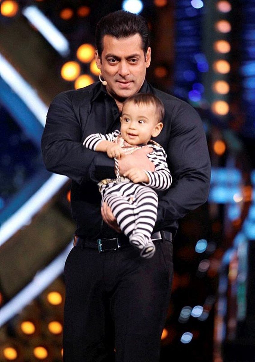 ahil,Salman Khan,Bigg Boss,Weekend Ka Vaar,arpita khan,Ayush Sharma, आहिल,सलमान खान,बिग बॉस,वीकेंड का वार,अर्पिता खान,आयुष शर्मा, bollywood news in hindi, Entertainment news in hindi