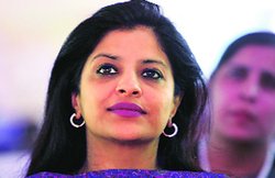 जामिया यूनिवर्सिटी में शाजिया इल्मी को बोलने से रोकने पर ट्विटर यूजर्स ने पूछा- देशविरोधियों को है बोलने की आजादी