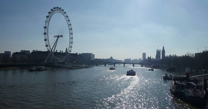 Yamuna, Yamuna River, Yamuna History, Yamuna Action Plan, Yamuna Route, Yamuna Mythology, Yamuna Aravali, Yamuna Sangam, Ganges, Ganga River, Saraswati River, Pooja Mehrotra, Main Yamuna Hoon, Main Yamuna Hoon Aur Jeena Chahti Hoon, Yamuna Book, Yamuna Statistics, Yamuna Conservation, Yamuna Water, Yamuna Pollution, Yamuna Water Quality, Delhi River, Yamuna Cleaning, Thames Cleaning, River Cleaning, Indian Rivers, Ganga Yamuna Basin, Ganga Yamuna Plain, India, Demography, Hindi River Facts, Ancient Rivers, Jansatta
