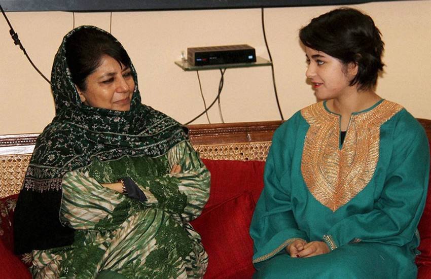 Dangal, Dangal Geeta Phogat, Dangal Zaira Wasim, Zaira Wasim Khan, Zaira Wasim Khan Wallpapers, Zaira Wasim Khan dangal, Zaira Wasim Khan Aamir Khan, Zaira Wasim Khan Mehbooba Mufti, Kashmir Zaira Wasim Khan, Zaira Wasim Khan Apology, Kashmir Unrest, India, Jansatta Dangal, Dangal Geeta Phogat, Dangal Zaira Wasim, Zaira Wasim Khan, Zaira Wasim Khan Wallpapers, Zaira Wasim Khan dangal, Zaira Wasim Khan Aamir Khan, Zaira Wasim Khan Mehbooba Mufti, Kashmir Zaira Wasim Khan, Zaira Wasim Khan Apology, Kashmir Unrest, India, Jansatta