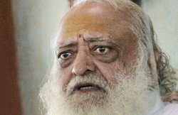 और बढ़ी आसाराम की मुश्किल: आश्रम में मिली लाश, लगा हत्या करने का आरोप