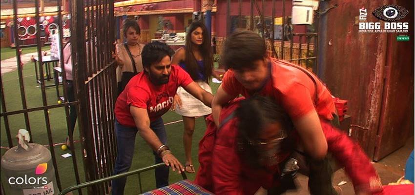 bani, omgi, omgi cheap action, bigg boss, bigg boss 10, hina khan, rohan mehra, karan mehra, manu punjabi, om swami, hina khan in ye rishta kya kehlata hai, naksh, hina khan as akshara, salman khan, rohan mehra as naksh, hindi news, entertainment, jansatta