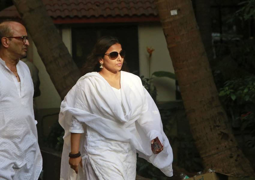 om puri, om puri dead, om puri news, om puri death news, om puri passes away, om puri films, om puri health, om puri updates, entertainment news, amitabh bachchan, abishek bachchan, shashi kapoor, pankaj kapoor, prakash jha, Gulzar