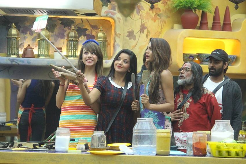 Bigg Boss season 10, Bigg Boss season 10 Full Episode, Bigg Boss season 10 4 January, Bigg Boss season 10 colors channel, Entertainment news, Entertainment news in hindi, Bigg Boss season, Bigg Boss selfie task