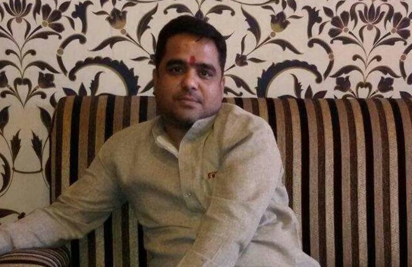 कांग्रेस नेता राजू मिश्रा
कांग्रेस नेता राजू मिश्रा