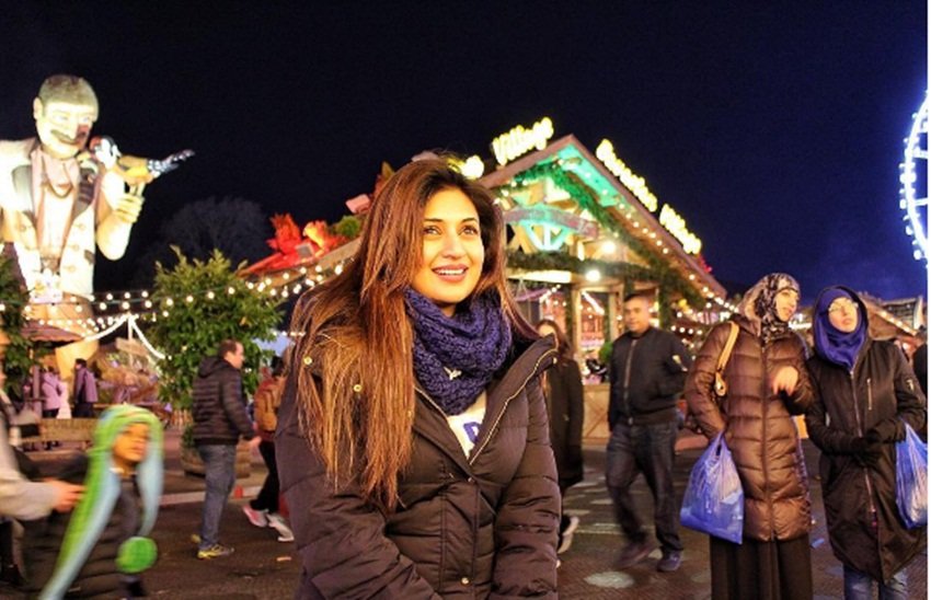 इस परी वाले बैकग्राउंड फोटो में टीवी की इशिमां काफी सुंदर लग रही हैं। (Image Source: Instagram)