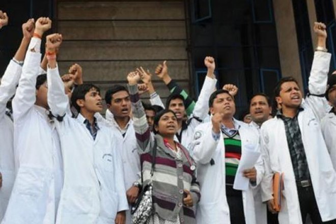 दीनदयाल उपाध्याय अस्पताल के साथ अन्य अस्पतालों में चल रही हड़ताल पांच दिन बाद खत्म हो गई।(PTI)