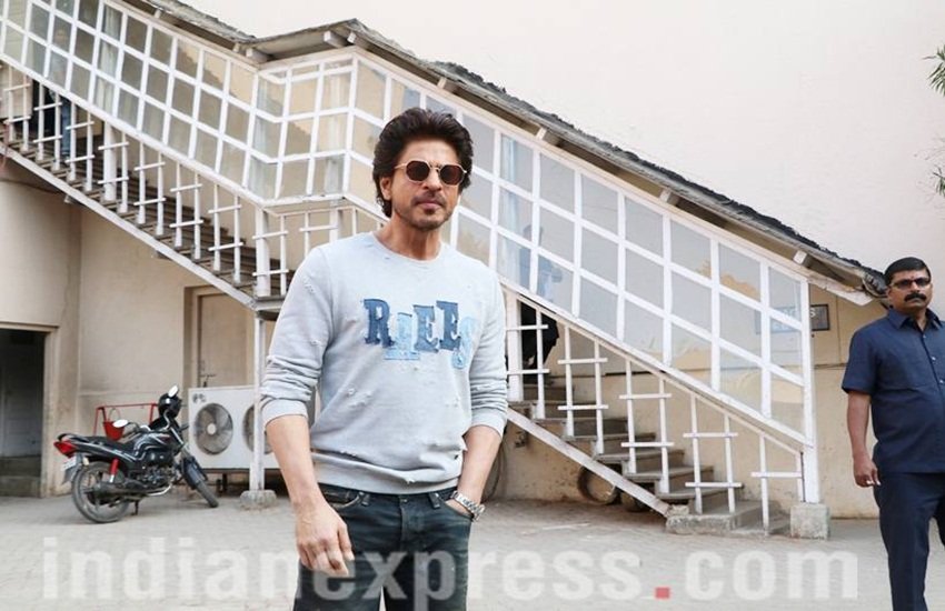 Shah Rukh Khan, Aryan Khan, Suhana, AbRam, StarKids, Raees, SRK, Bollywood News in hindi, Entertainment news in hindi