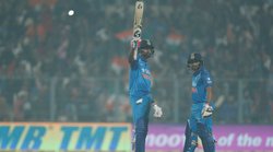 India vs England: कोहली ने बाधें जाधव की तारीफों के पुल, कहा- भारतीय टीम के लिए नई खोज हैं केदार