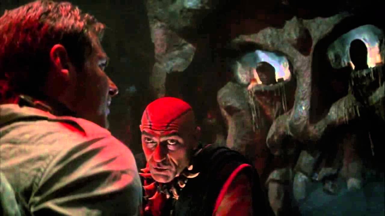 अमरीश पुरी स्टीवन स्पिलबर्ग की फिल्म इंडियाना जोन्स एंड द टेंपल ऑफ डूम में नजर आए थे। इस फिल्म में वह मोला राम के रोल में थे।