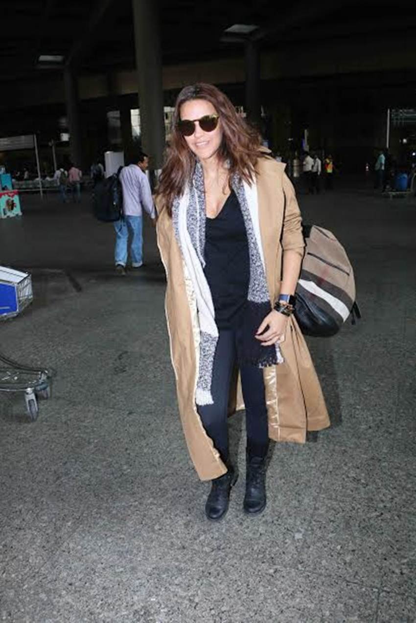 karishma kapoor, Neha Dhupia, Sunny Deol, preity zinta