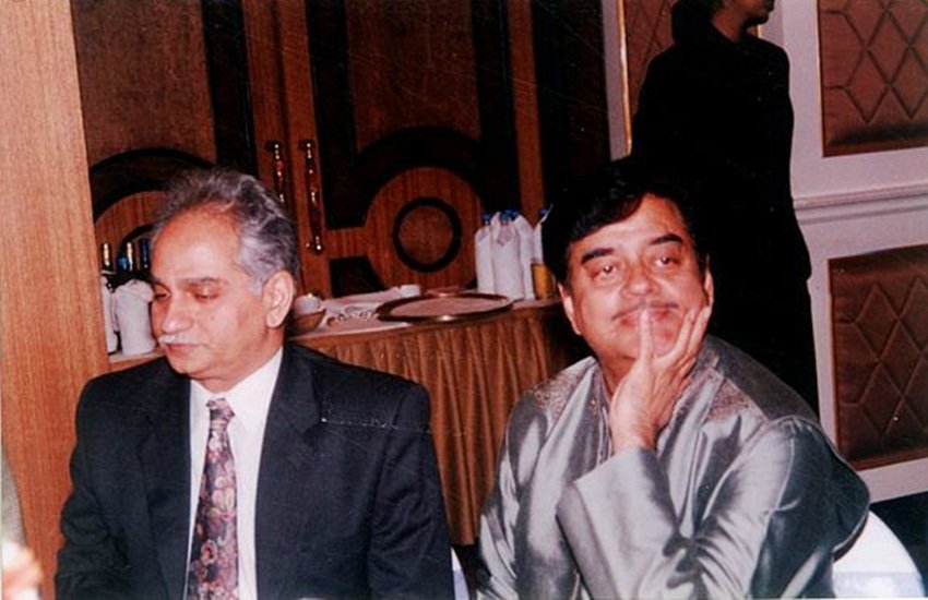 Ramesh Sippy, GP Sippy, Sholay, Buniyaad