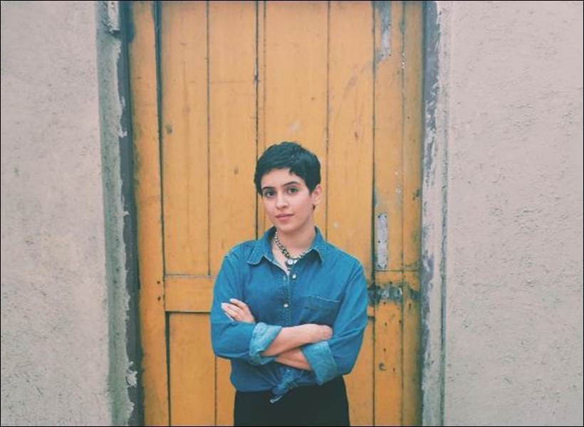 सान्या की ये पहली फिल्म थी।