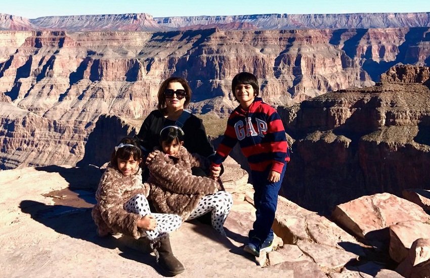 शिरीष कुंदर, ट्विटर