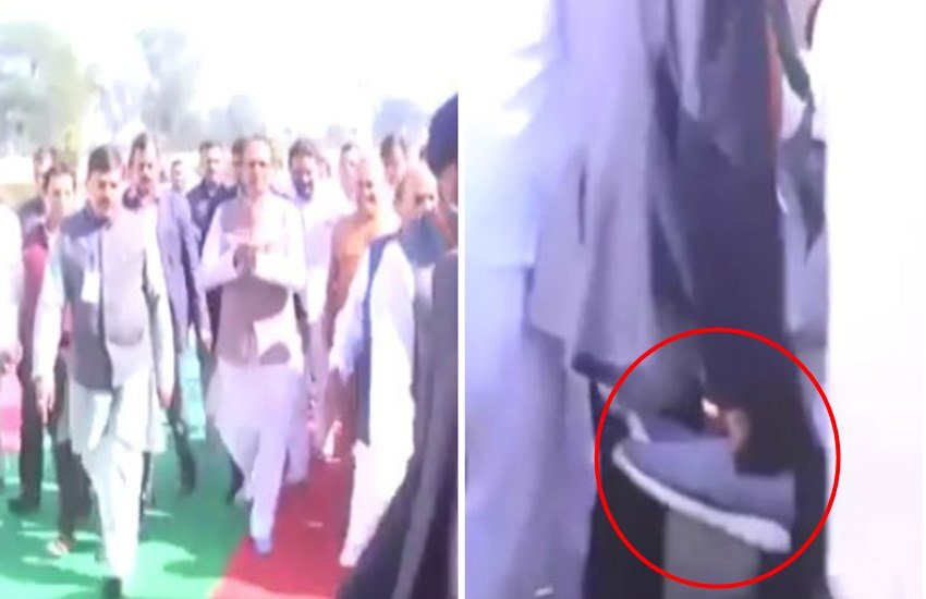 Shivraj Singh Chouhan, Shivraj Singh Chouhan shoes, camera, viral video, trending, Madhya Pradesh, bhopal Shivraj Singh Chouhan, Shivraj Singh Chouhan shoes, camera, viral video, trending, Madhya Pradesh, bhopal