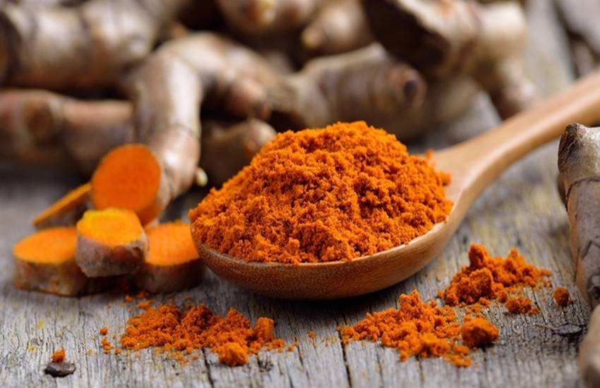 turmeric, turmeric benefits, benefits of turmeric, turmeric for health, turmeric for throat, throat problem, health, health news, health tips