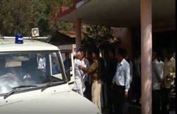 मध्य प्रदेश: बुजुर्ग ने जनसुनवायी में मांगी शिकायत की पावती रसीद, नाराज SDM ने भिजवा दिया जेल