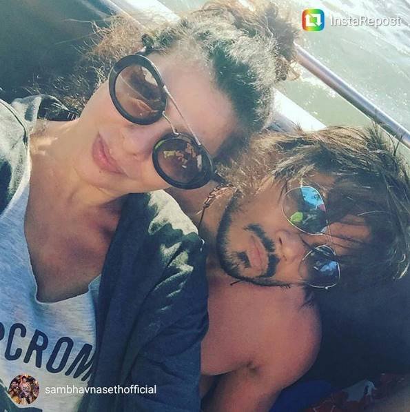 अविनाश और संभावना थाईलैंड में छुट्टियां मना रहे हैं।