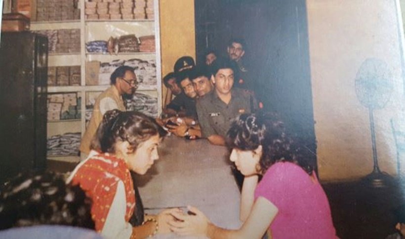 Shah Rukh khan,Lieutenant Abhimanyu Rai, King of Romance in Bollywood sharukh news, Shah Rukh Khan news, Shah Rukh Khan latest news, Shah Rukh Khan latest hindi news, Fauji serial news,Fauji serial latest news, SRK back on tv news, Doordarshan channel news, Anushka Sharma news