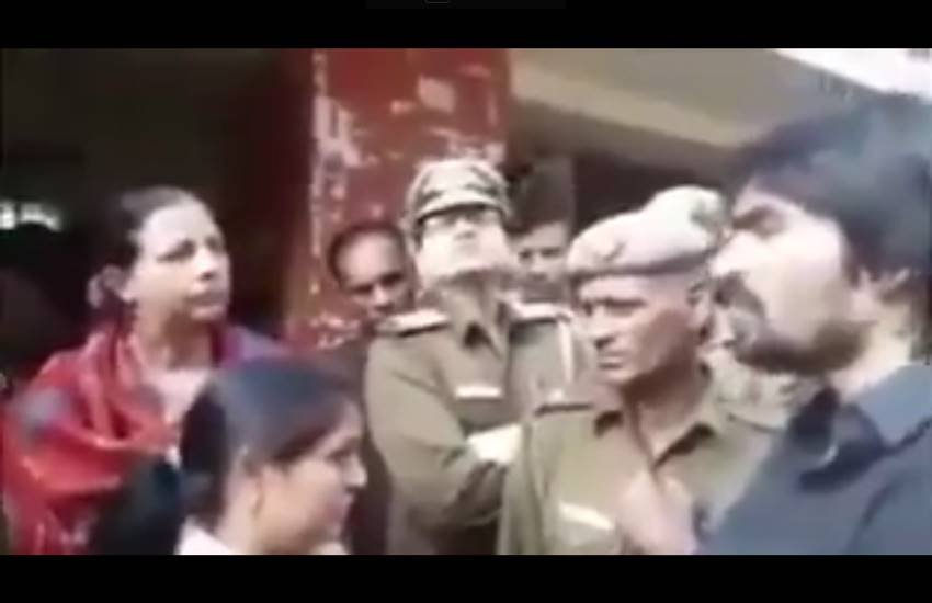 ABVP, ABVP Goons, satinder awana, satinder awana dusu, DUSU president, satinder awana video, ABVP Threatning Video, Gurmehar kaur, Arvind Kejriwal, narendra modi, manish sisodia, India ABVP, ABVP Goons, satinder awana, satinder awana dusu, DUSU president, satinder awana video, ABVP Threatning Video, Gurmehar kaur, Arvind Kejriwal, narendra modi, manish sisodia, India