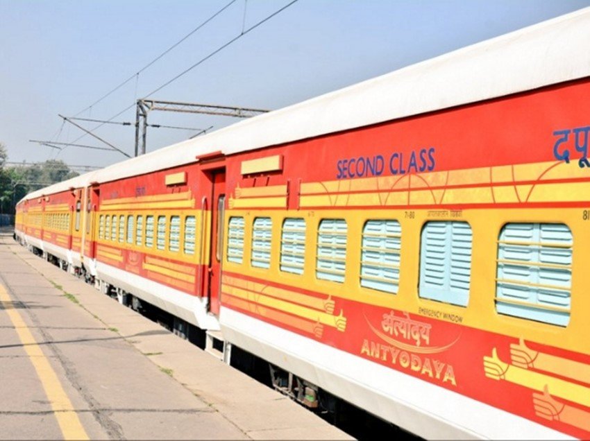 Antyodaya Express, Antyodaya Express train, Antyodaya Express route, Antyodaya Express superfast train, antyodaya express coaches, antyodaya express coaches photos, antyodaya express photos, suresh prabhu, Antyodaya rail, Antyodaya rail coaches, antyodaya express Mumbai and Tatanagar, irctc, irctc latest news