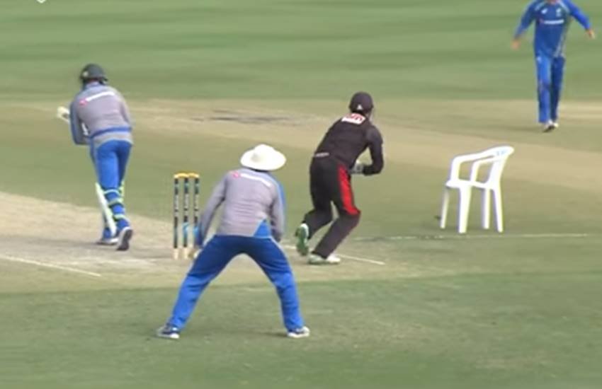Australian Cricket Team, Cricket Australia, Practice Match, Chair as Fielder, Chair Got Out an Australian Batsman, Australian Team Practice Dubai, Australia Tour Of India, India vs Australia Test Series, Cricket News, Sports News