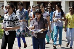 CTET Exam 2017: परीक्षा की तारीख में हुआ बदलाव, जानिए- क्या है आधिकारिक अपडेट