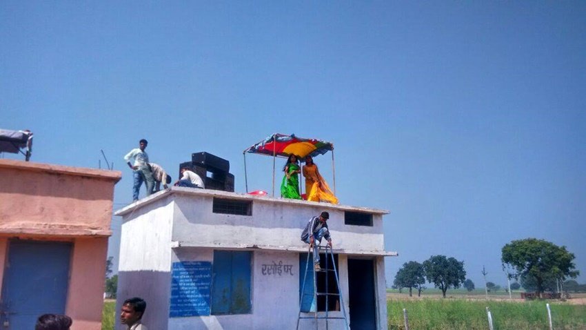 chandla nagar, mp, Chhatarpur district, cheer girls