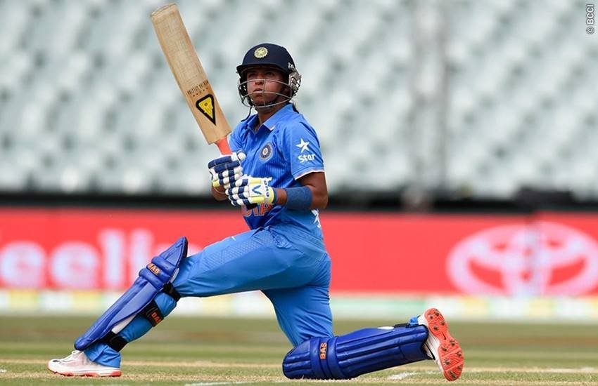 icc women's world cup 2017, india vs south africa, Harmanpreet Kaur, Indian Women Cricket Team, Harmanpreet Kaur Last Over Six, Ind vs SA, icc women's world cup qualifer final, india woman cricket team, icc women's world cup qualifier 2017, women's world cup qualifier 2017, women's world cup 2017,