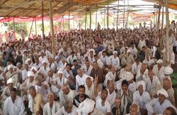 राजस्थान: सरकार से वार्ता के बाद खत्म हुआ जाट आंदोलन, जल्द मिलेगा आरक्षण मगर रेलवे-हाईवे पर अभी भी परिचालन ठप