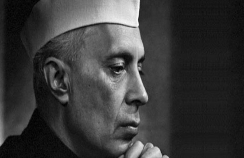 jawaharlal nehur, india's first prime minister