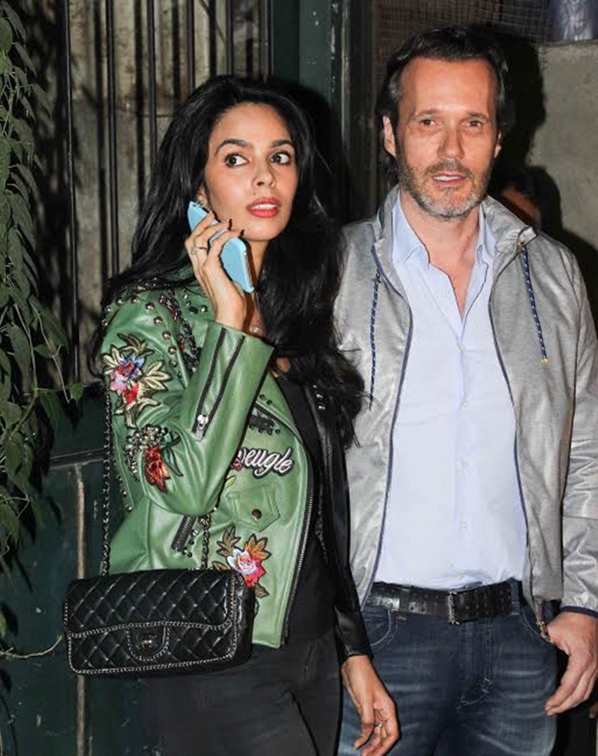 Mallika Sherawat, Mallika Sherawat photos, French boyfriend, Cyrille Auxenfans, Bandra, Mumbai, spotted, Bollywood news in hindi, Entertainment News in hindi