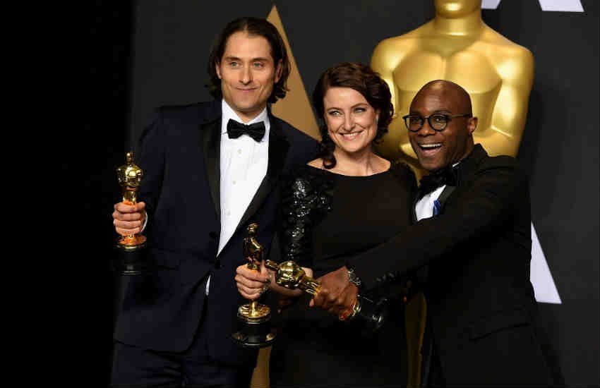 Moonlight best picture, Oscar Award Moonlight, Moonlight Oscar, Moonlight Movie Oscar