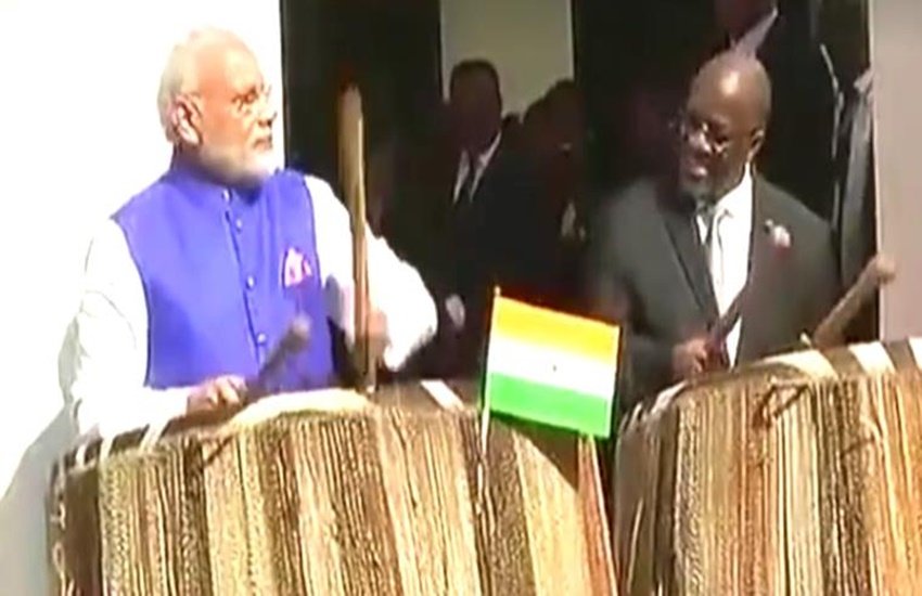 पीेएम मोदी साउथ अफ्रीका में (वीडियो से लिया गया स्क्रीनग्रैब)