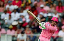 दक्षिण अफ्रीका ने श्रीलंका को 39 रनो से दी मत, फाफ डु प्लेसिस ने बनाए 185 रन