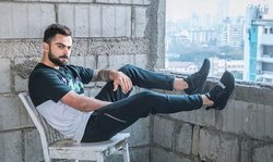 कोहली ने की कोच कुंबले की तारीफ़, कहा- भारतीय गेंदबाज़ विकेट लेने में आक्रामक हुए