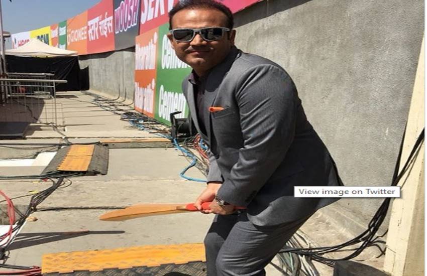 Virender Sehwag, Pune Test Match, India vs Australia Test Series, Ind vs Aus, Michael Clarke, Shane Warne, Cricket News, Sports News, Twitter Conversation Between Virender Sehwag and Michael Clarke