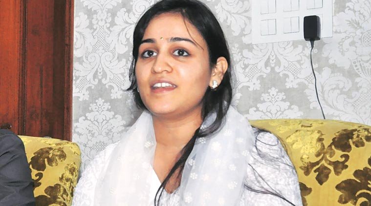 छोटी बहू अपर्णा बोलीं- अखिलेश भैया को मालूम है कि मैं योगी जी के करीब हूं, मुझे अपनों ने हराया
