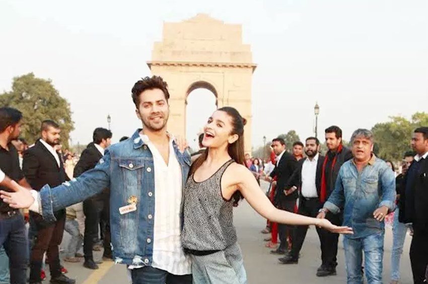 alia bhatt, varun dhawan, badrinath ki dulhania, alia bhatt varun dhawan, badri ki dulhania, tamma tamma again, promotion, india gate, new delhi, badrinath ki dulhania songs, bollywood news in hindi, entertainment news in hindi