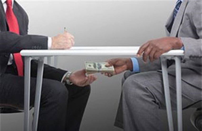 Telangana, Telangana police, Telangana Inspector, Inspector bribe, Telangana corrupt Inspector, luxury cars, Telangana corrupt Inspector arrested, तेलंगाना भ्रष्टाचार निरोधक ब्यूरो, एसीबी, इंस्पेक्टर के घर छापा, इंस्पेक्टर, ड्राईविंग लाइसेंस Telangana, Telangana police, Telangana Inspector, Inspector bribe, Telangana corrupt Inspector, luxury cars, Telangana corrupt Inspector arrested, तेलंगाना भ्रष्टाचार निरोधक ब्यूरो, एसीबी, इंस्पेक्टर के घर छापा, इंस्पेक्टर, ड्राईविंग लाइसेंस