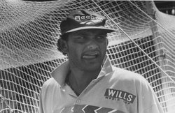 वीडियो: जब अजहर ने लांस क्लूजनर की पांच गेंदों पर मारे लगातार पांच चौके, टाला था फॉलो ऑन का संकट