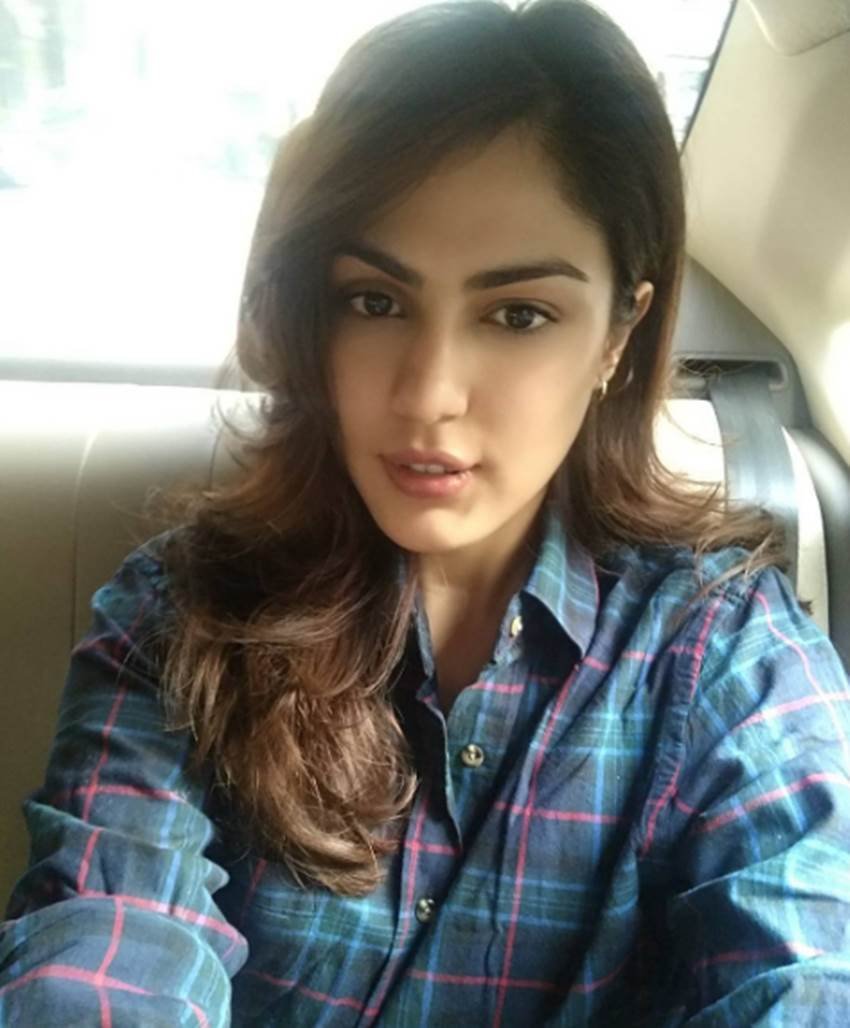 Rhea Chakraborty Latest News,Rhea Chakraborty Latest Hindi News, Rhea Chakraborty Upcoming movies News, Rhea Chakraborty Latest Viral pics, Rhea Chakraborty pics, Rhea Chakraborty comeback News, Rhea Chakraborty News
