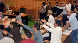 संपादकीयः हंगामे का चलन