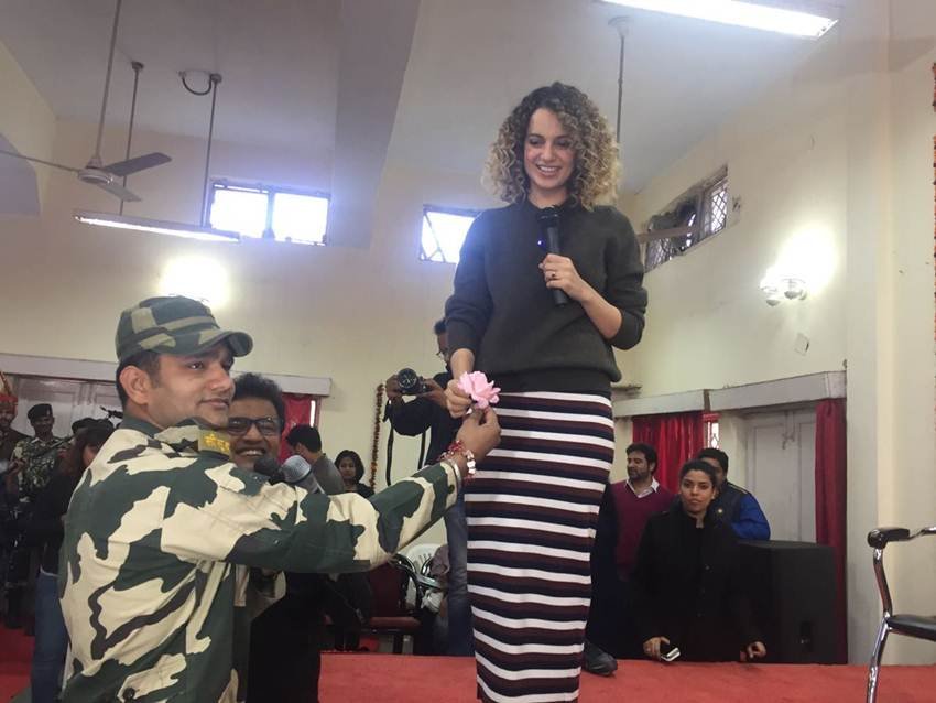 "Kangana Ranaut, Kangana, rangoon, BSF jawans, kangana meets bsf jawans, Army camp, frontier headquarters jammu