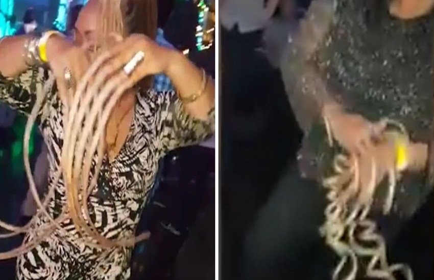 महिलाओं ने रखे 3 फीट से ज्यादा लंबे नाखून। (Videograb/youtube)