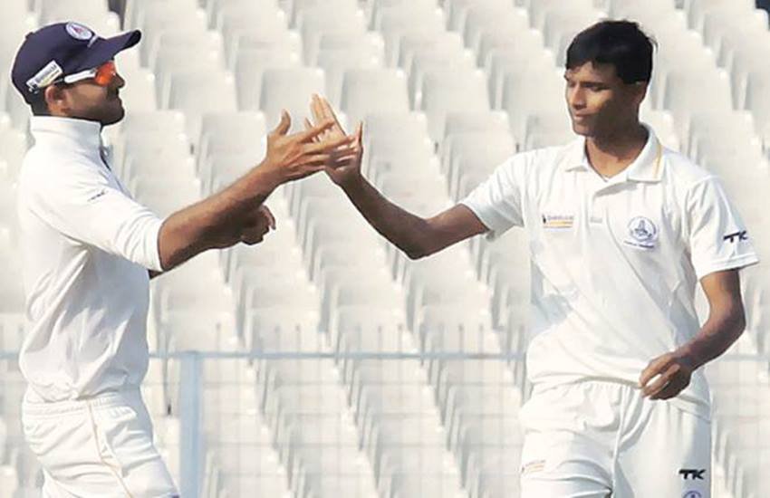 एक विकेट लेने के बाद टी नटराजन