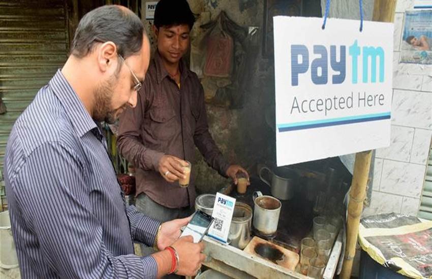 paytm, reliance jio, pm narendra modi, pm modi photo in paytm ad, modi photo in jio ad, notice to jio, notice to paytm, PM modi photo