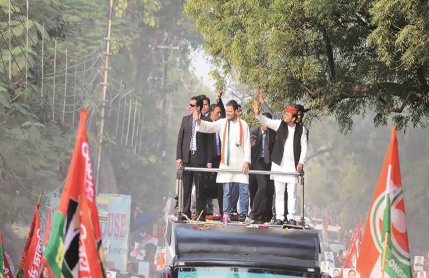 राहुल गांधी और अखिलेश यादव। (Express Photo) राहुल गांधी और अखिलेश यादव। (Express Photo)