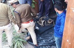 प्रेमिका और मां-बाप का कत्ल करनेवाले उदयन दास के रायपुर घर से खुदाई में मिले नर कंकाल और बोरे में बंद कपड़े